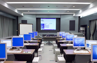 富山県産業技術研究センター研修室を利用したい